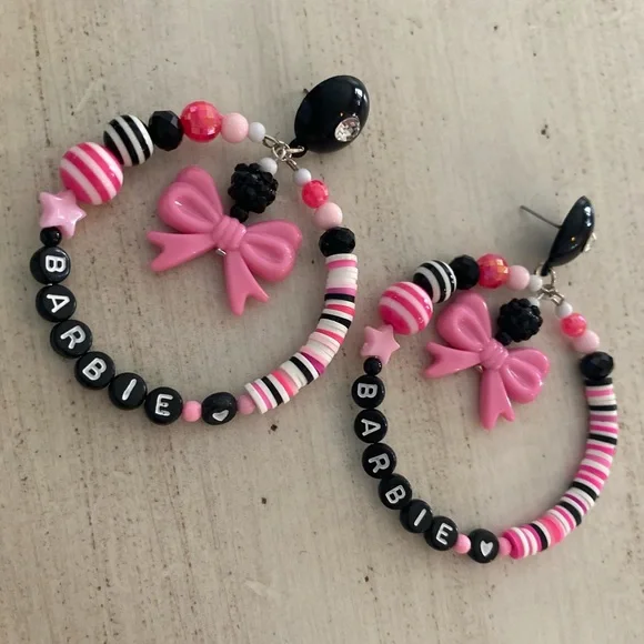 Barbie pink black heart Ken love  hoop rose black pink glam earrings doll dream - Picture 2 of 3